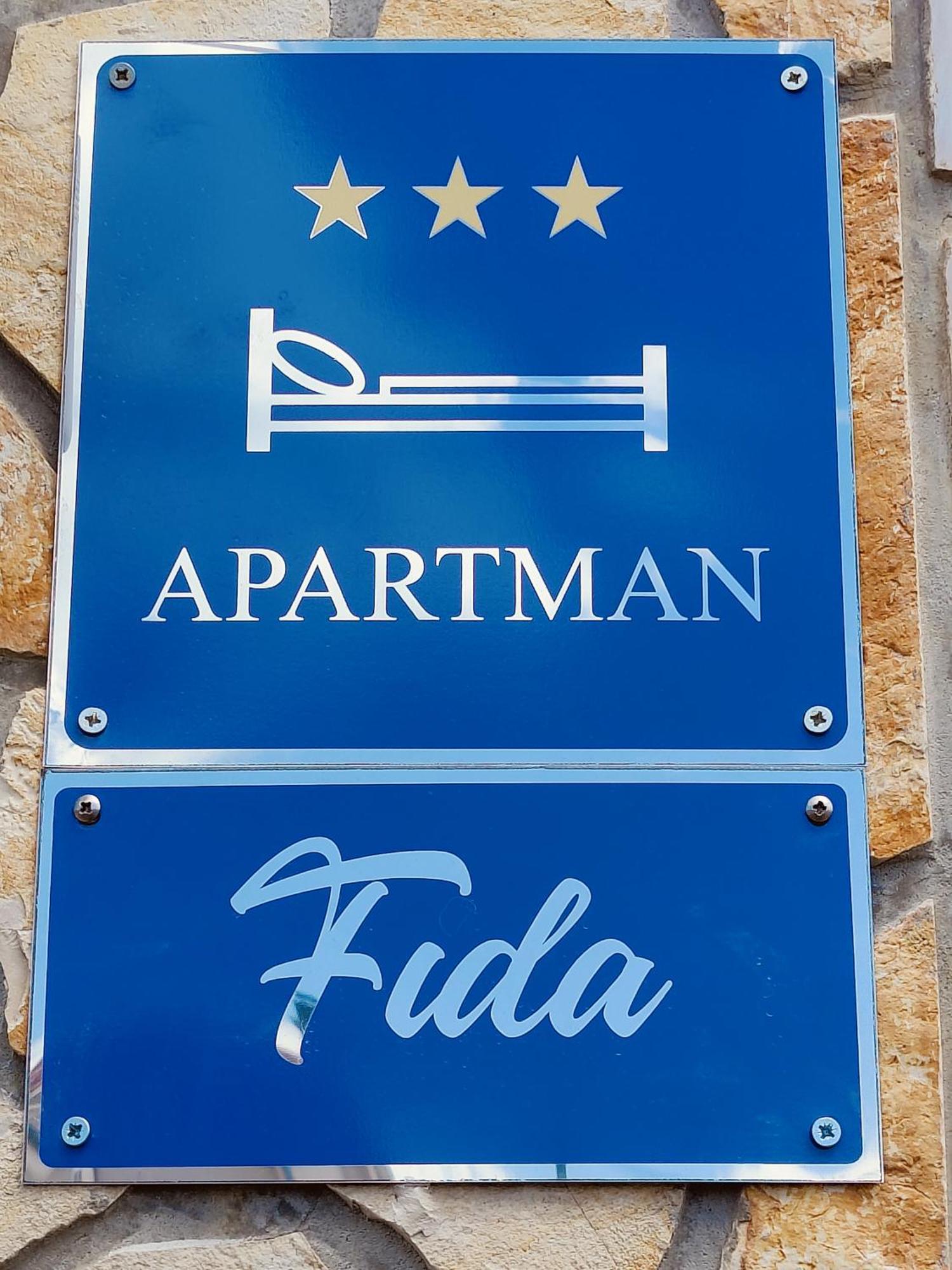 Apartments Fida Vir Exterior photo