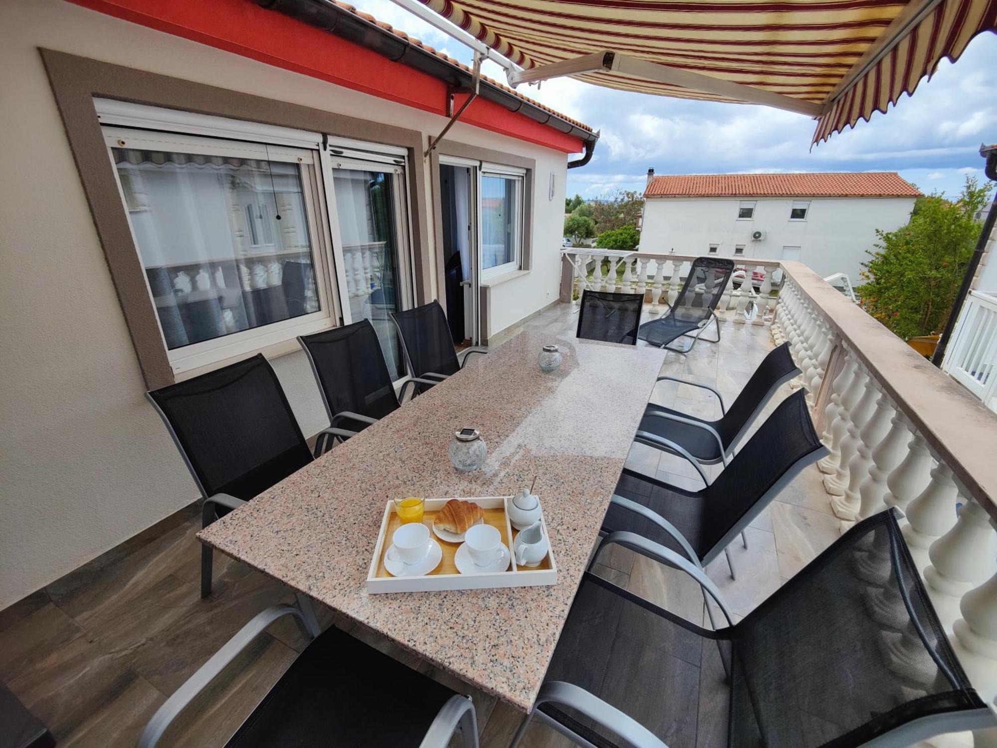 Apartments Fida Vir Exterior photo